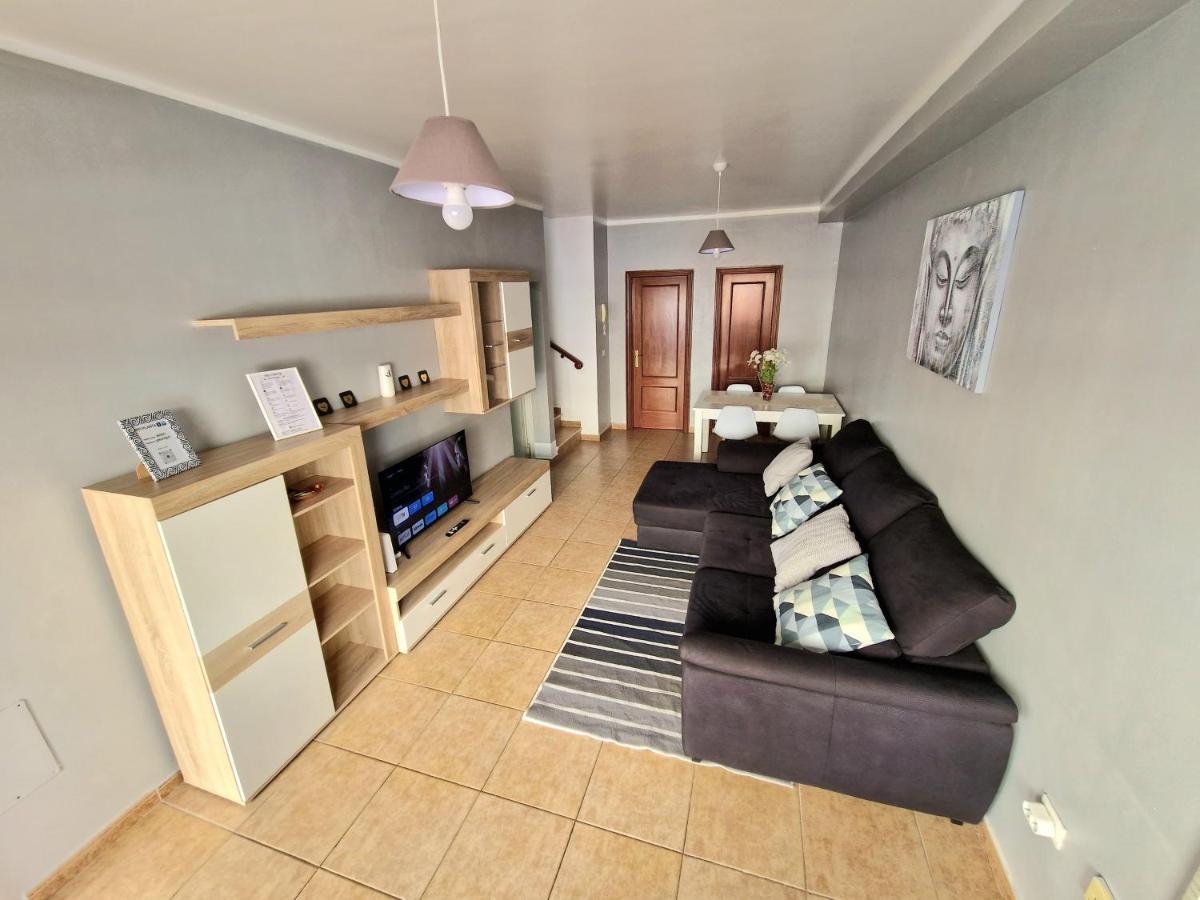 Spacious Chalet Next To The Sea - Airport Villa San Isidro  Exterior photo