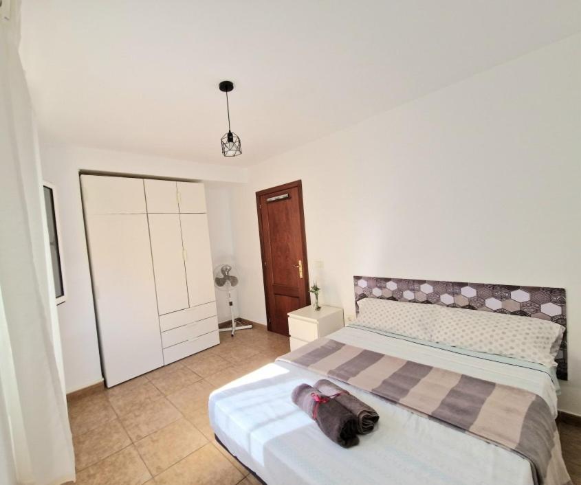 Spacious Chalet Next To The Sea - Airport Villa San Isidro  Exterior photo